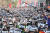 20일 오후 서울 여의도에서 열린 카카오 카풀 반대 3차 집회에서 참가자들이 구호를 외치고 있다. [뉴스1]