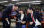 나경원 자유한국당 원내대표(가운데)가 지난 26일 오후 서울 여의도 국회에서 열린 의원총회에 참석해 박덕흠 의원(왼쪽), 정용기 정책위의장와 대화하고 있다. [중앙포토]