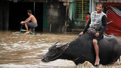필리핀 홍수·산사태 희생자 '눈덩이'…85명 사망 확인