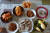 점심상에는 사진에 보이는 것을 포함해 11가지 김치가 나왔다. 왼쪽 아래부터 시계방향으로 무말랭이 김치, 김장 겉절이, 덤벙김치, 양파김치, 고구마줄기김치, 열무김치.