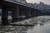 연일 계속된 한파로 한강에 결빙이 공식 관측된 31일 오전 서울 동작구 한강대교 주변에 얼음이 얼어 있다. 이번 겨울 한강 결빙은 작년보다는 16일 늦었지만 평년보다는 13일 빨랐다. [뉴스1]