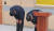 경북 예천군의회 이형식 의장과 박종철 부의장(왼쪽)이 4일 군의회에서 해외연수기간 중 가이드 폭행사건과 관련, 사과문을 발표하고 고개숙여 사죄하고 있다. [뉴스1]