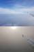 지난 14일 기상청 기상항공기에서 바라본 서해안 지역의 미세먼지. 600m 이상의 고도에서는 파란 하늘이 보였지만(윗쪽), 낮은 고도에서는 미세먼지가 짙게 깔려 있음을 볼 수 있다. [사진 국립기상과학원]