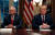 도널드 트럼프 미 대통령(오른쪽)과 제임스 매티스 전 국방부 장관(왼쪽). [로이터=연합]