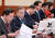 문재인 대통령이 22일 오전 청와대에서 열린 국무회의를 주재하고 있다. [연합뉴스]