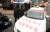 10일 국회 앞에서 택시노조 관계자들이 카풀 서비스에 반대하는 시위를 벌이고 있다. [연합뉴스]