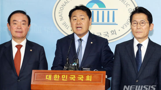 소수 정당의 선거제 개편 요구에 면피 바쁜 민주ㆍ한국