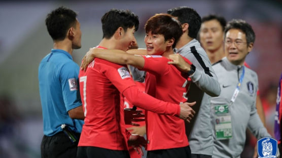 '김진수 극적 헤딩골'...한국 축구, 바레인에 2-1 리드