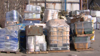 원주·음성서 퇴짜 맞은 불법 쓰레기 750톤, 군산행에 주민 반발