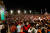 카타르 축구 팬들이 1일(현지시간) 수도 도하 광장에서 일본과의 결승 경기를 지켜보고 있다. [AFP=연합뉴스]