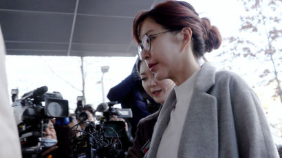'해외 원정도박' 슈, 징역 1년 구형···"반성하겠다"