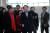  자유한국당 김진태 의원이 12일 오전 광주공항에 도착해 전남도당 관계자와 함께 이야기하고 있다, 오종택 기자
