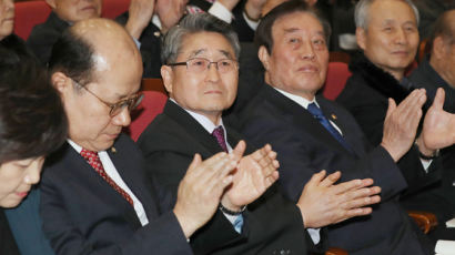 ‘5·18 망언’ 한국당 의원 등 4명에 대한 고소·고발 잇따라