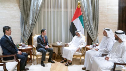 이재용 부회장, UAE 건너가 왕세자 접견…5G 이동통신 논의
