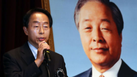 김현철, 정치권에 연일 쓴소리 “한국당, 아버지 사진 내려라” 