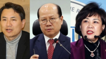 “한국판 반나치법 필요” 57%…한국당 지지층은 19%만 ‘찬성’