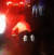 중국의 한 고속도로에서 최근 갓길을 점령한 차량들 때문에 구급차가 지나가지 못하자 환자 가족이 도로 위에서 무릎을 꿇고 머리를 숙이며 다른 운전자들에게 애원하는 사건이 발생했다. [연합뉴스]