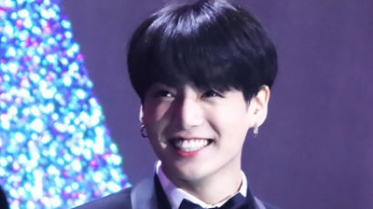 JUNGKOOK's Chinese Fans Show Unstinting Support For Their Bias