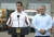 자신을 임시 대통령으로 선포한 후안 과이도 베네수엘라 국회의장(왼쪽)이 23(현지시간) 콜롬비아 쿠쿠타에서 이반 두케 콜롬비아 대통령과 구호물품 반입 관련 기자회견을 하고 있다. [AP=연합뉴스]