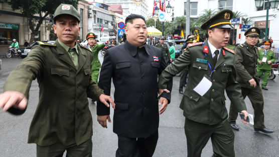 [서소문사진관] 베트남에서 체포된 가짜 김정은