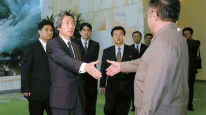 이제 김정은이 일본에 접근? '어게인 2002년'꿈꾸는 아베