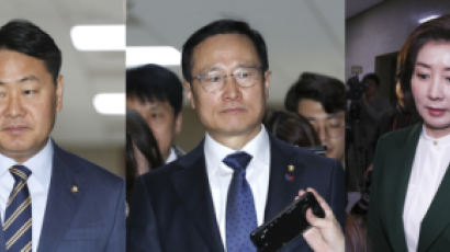  나경원 국회 복귀에 홍영표는 "결단"이라지만 한국당은 떨떠름