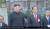 2일 베트남에서 호찌민 묘소를 찾은 김정은 위원장의 표정이 굳어있다. [사진 YTN 캡처]