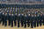 6일 충북 괴산군 육군학생군사학교에서 열린 ROTC 임관식에서 신임 장교들이 임관 선서를 하고 있다. [뉴시스]