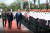 브루나이를 국빈 방문 중인 문재인 대통령이 11일 오전 브루나이 왕궁 정원에서 열린 공식환영식에서 하사날 볼키아 국왕과 함께 의장대를 사열하고 있다. 청와대
