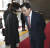자유한국당 황교안 대표(오른쪽)가 13일 오전 국회에서 열리는 의원총회에 참석하기 전 나경원 원내대표를 만나 대화하고 있다.  임현동 기자