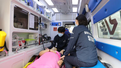 ‘도로 위 응급실’ 닥터 카 인천 달린다…먼저 도입한 울산은?