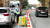 서울 마포구 성산대교 인근 도로에서 한국환경공단 직원이 자동차 배출가스 원격측정(휘발유·가스 차량) 단속을 하고 있다. 우상조 기자