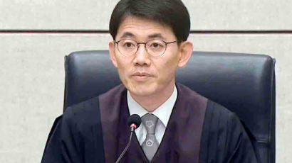 ‘김경수 법정구속’ 성창호 판사 재임용 통과…징계 검토중