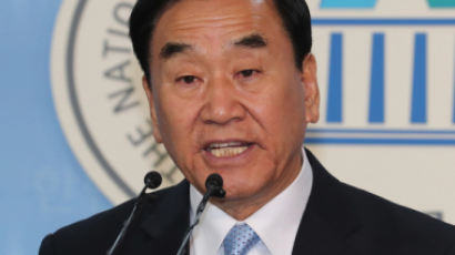 이재오 “공수처 반대하는 한국당 답답…야당만 할 생각인지”