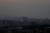 26일(현지시간) 카라카스에서 해가 지고 있다. 정전이 이어지고 있는 카라카스 시내에 불빛이 보이지 않는다. [AP=연합뉴스]