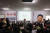 나경원 자유한국당 원내대표가 27일 김규환 의원 지역구 사무실 개소식을 축하하고 있다 [김규환 의원실 제공]