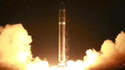 실전배치 눈앞에 둔 북한 ICBM, 미 본토 뉴욕까지 날아가나