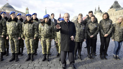 '푸틴이 싫다'…러시아 젊은이 44% 이민 희망 