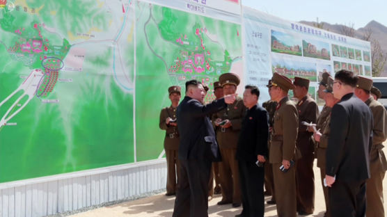 한ㆍ미 정상회담 앞둔 북한, 쏠 듯 안 쏠 듯 ‘혼선 전략’
