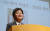 유승민 바른미래당 의원이 9일 오후 서울 서대문구 연세대학교 신학관에서 열린 사회복지대학원 명사 초청 특강에서 &#39;나누면서 커간다 : 성장과 복지&#39;를 주제로 강연하고 있다. [뉴스1]