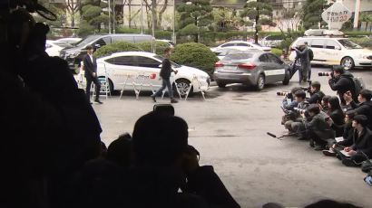 [영상]‘기습입국’로이킴 경찰출석…짧은 두마디남기고 조사실로