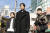 드라마 ‘열혈사제’ 주인공 김해일(김남길)은 공권력과 결탁한 거대 악에 맞서 독하고 끈질기게 싸워나간다. [사진 SBS]