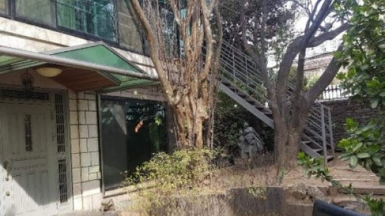 [단독] 50년간 '한국 정치 1번지' JP 신당동 자택 팔렸다