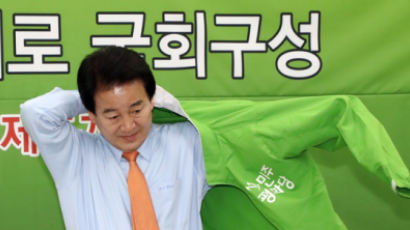 정동영의 ‘자강론’ VS 박지원 ‘제3지대론’…평화당의 미래는?