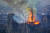 15일 화재가 발생한 파리 노트르담 성당에서 연기와 화염이 피어오르고 있다. [AFP=연합뉴스]