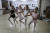 10일(현지시간)페루 리마 부유층 주택가 미라플로레스 사립학교에서 까르데나스(왼쪽 셋째)가 또래 친구들과 함께 발레를 배우고 있다. [.AP=연합뉴스]