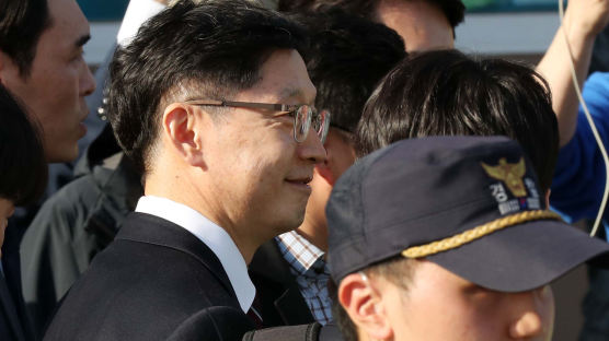 [미리보는 오늘] 78일 만에 도청으로…김경수 지사의 출근길