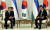 우즈베키스탄을 국빈 방문 중인 문재인 대통령이 19일 오전(현지시간) 타슈켄트 영빈관에서 샤프카트 미르지요예프 대통령과 소규모 회담을 하고 있다. 연합뉴스