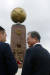 우즈베키스탄을 국빈 방문한 문재인 대통령이 19일 오후(현지시간) 우즈베키스탄 독립광장에서 독립기념비에 헌화한 후 아리포프 총리와 대화를 나누고 있다. 