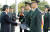 제49기 의무사관 및 제16기 수의사관 임관식이 19일 오후 대전 자운대 국군의무학교에서 정경두 국방장관이 상을 수여하고 있다.프리랜서 김성태
